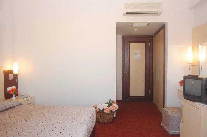 Side Elis Hotel Bagian luar foto